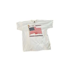 🇺🇸 VINTAGE 9/11 "ALWAYS REMEMBER" TEE 🇺🇸